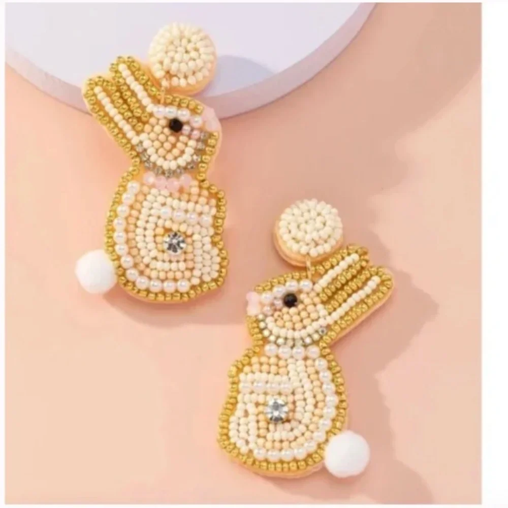 ❤️❤️ FREE Bunny Rabbit Beaded Boho Peasant Chic Easter Glam Festive Art Earrings